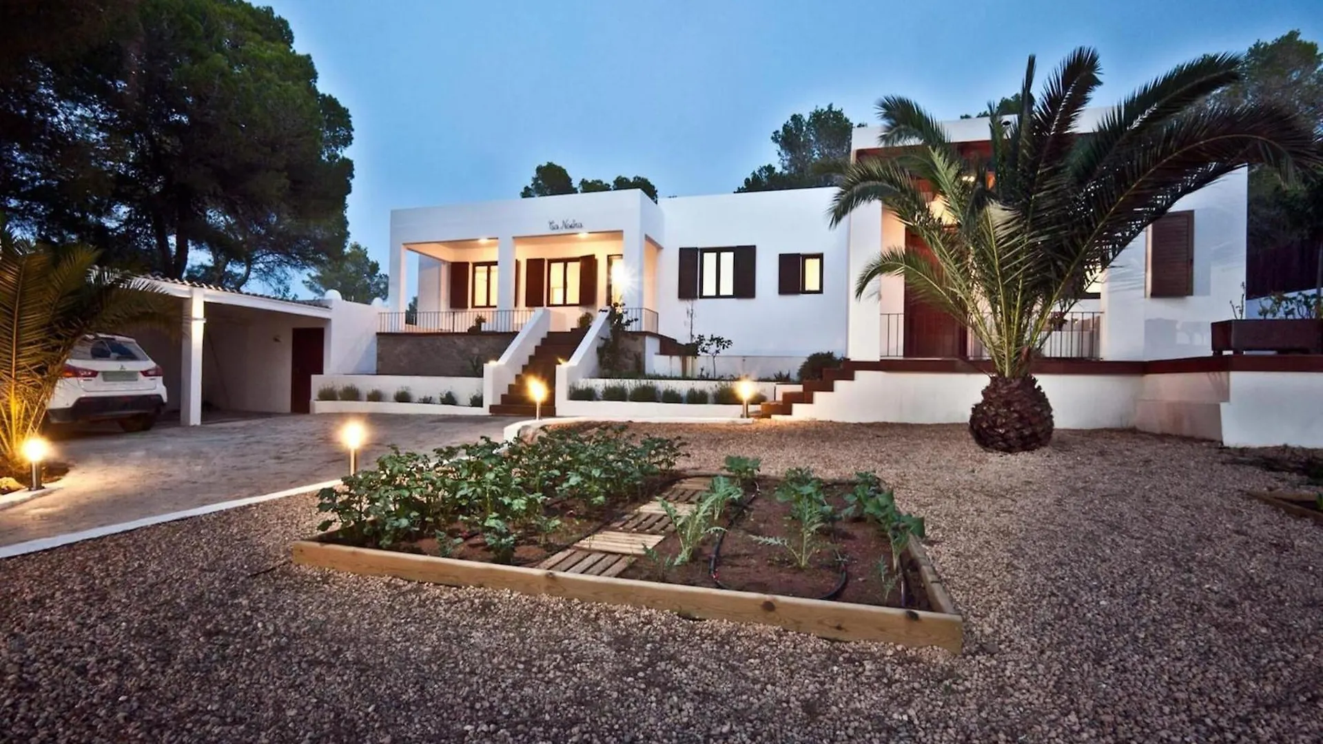 Beachfront Villa With Saltwater Pool Sant Josep de sa Talaia